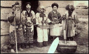 Los ainu; los rebeldes de Japón.